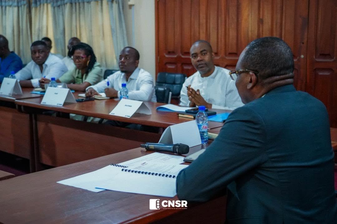 Échange entre le personnel du CNSR et le Ministre du Cadre de Vie et des Transports en charge du Développement Durable